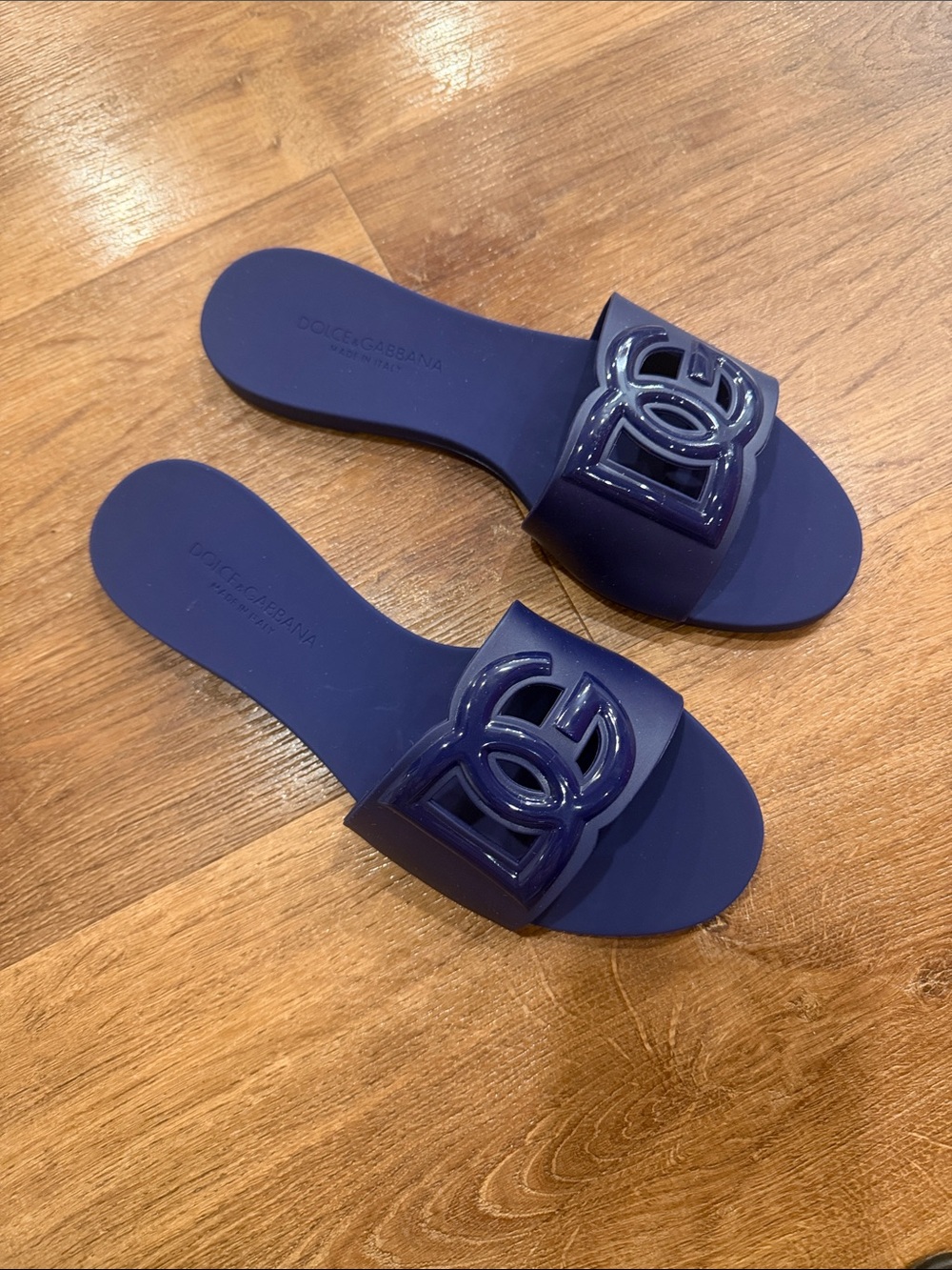 Size 37 Dolce & Gabbana Navy Patent Logo Slide Sandals no box